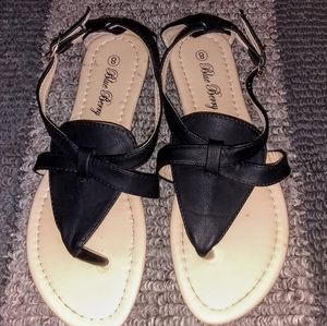 Women's Blue Berry Size 8 Black Sandals